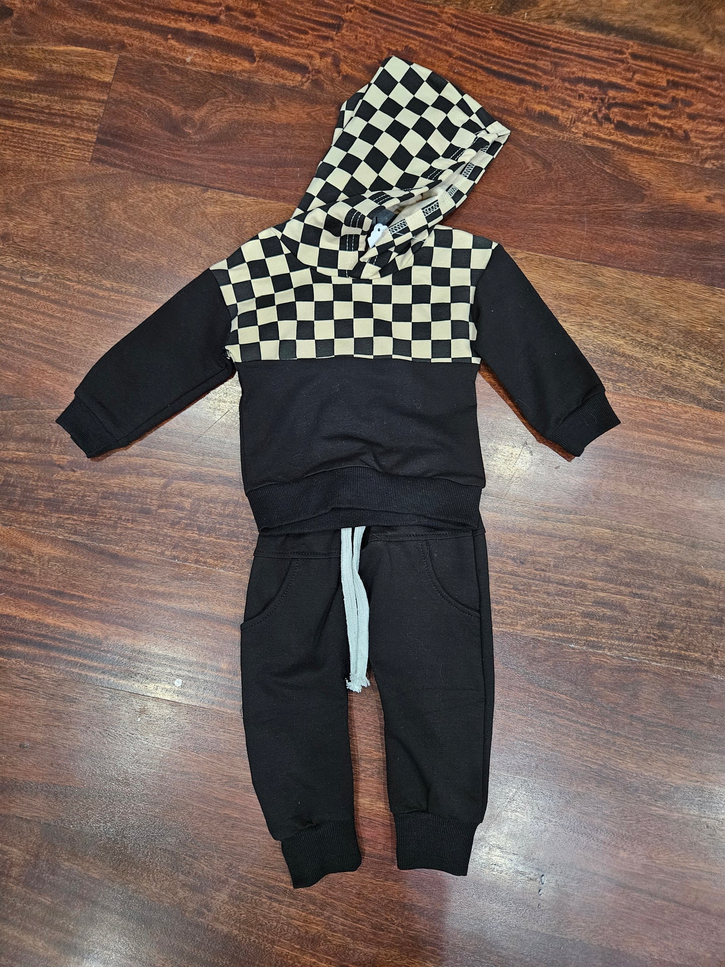 Checkered outfit set