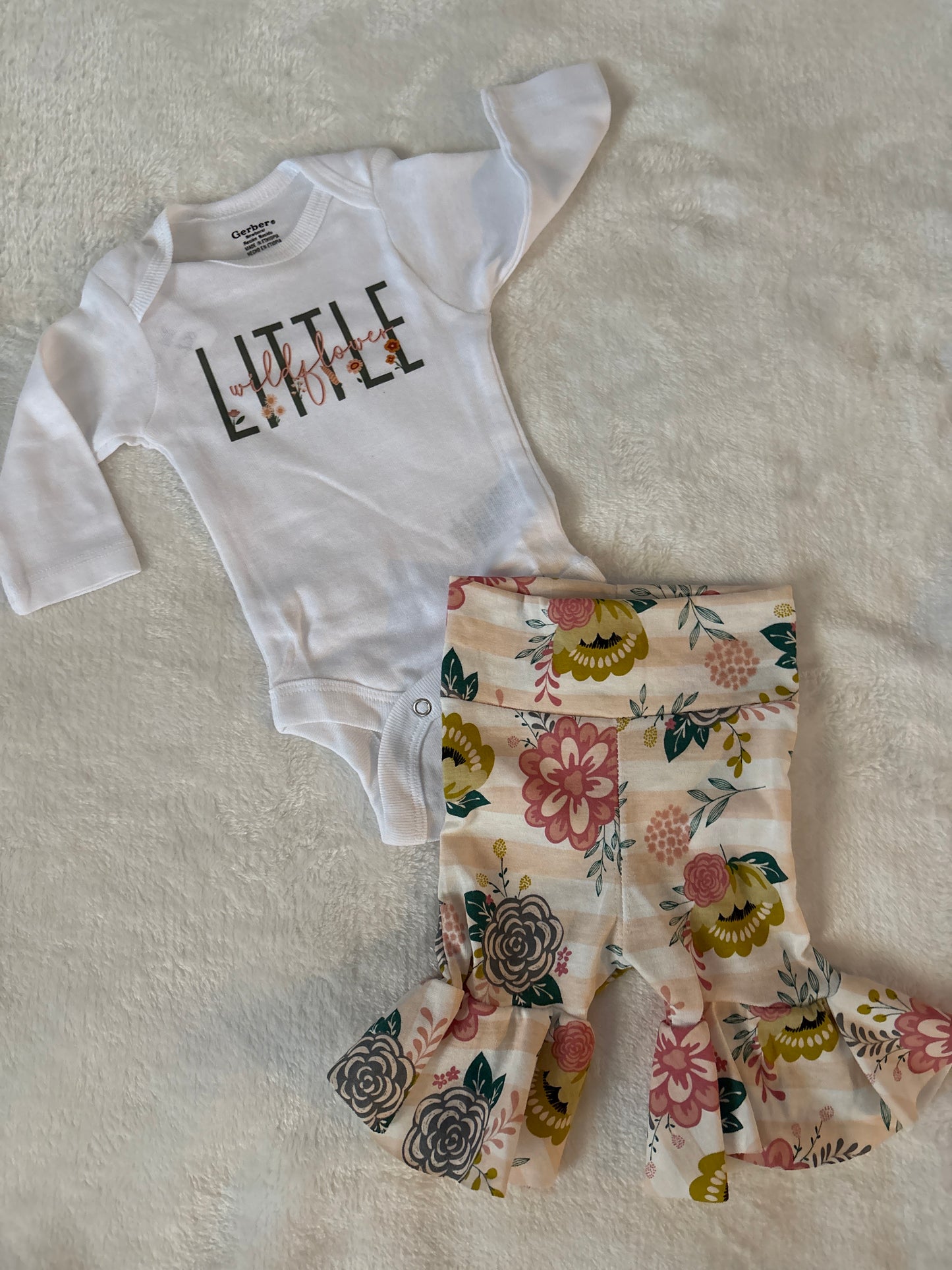 Little wildflower bell set