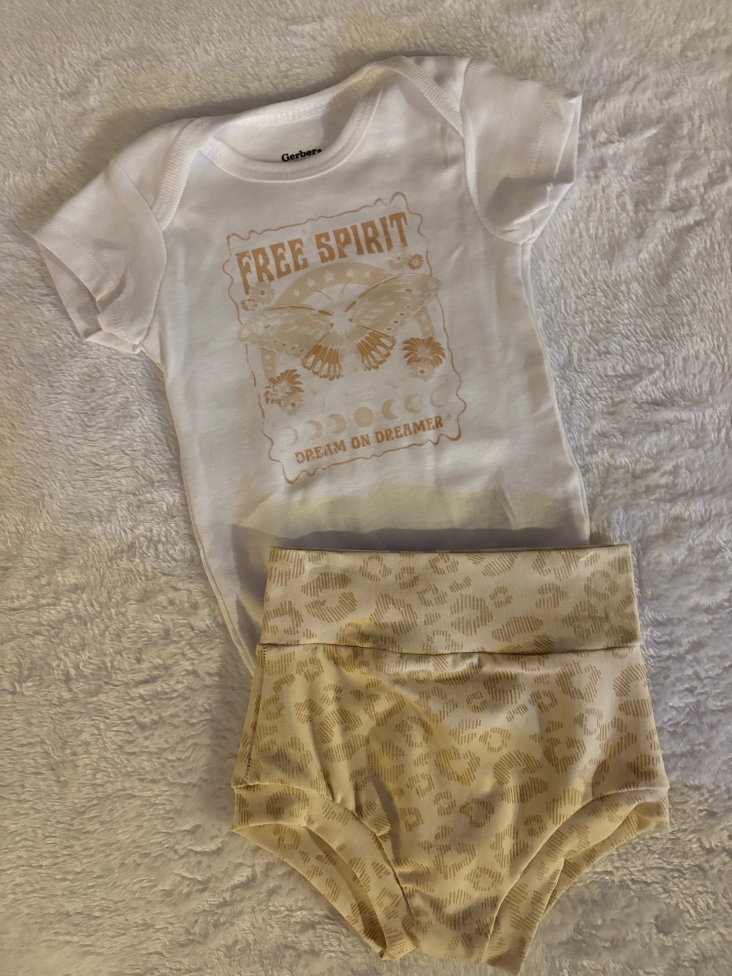Free spirit bummie set