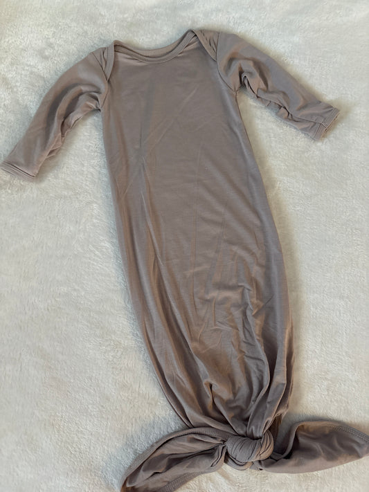 Beige bamboo knotted gown