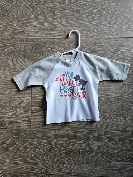 You make my hear saur t shirt