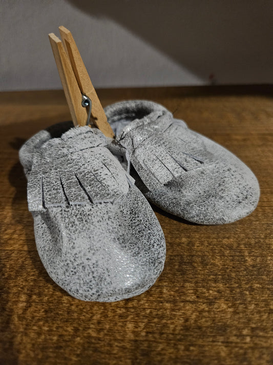 Silver shoe