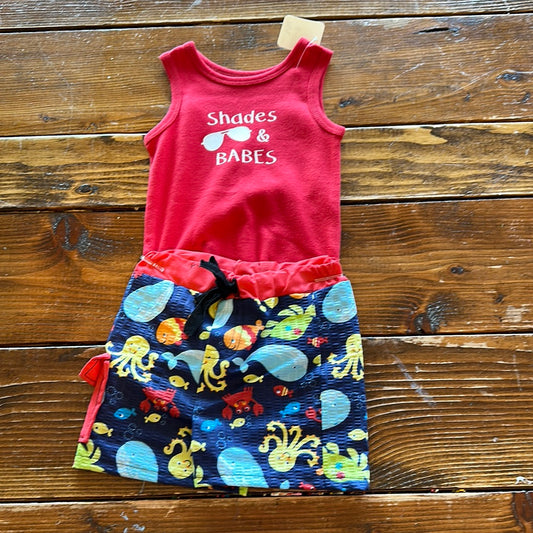 Shades and babes outfit