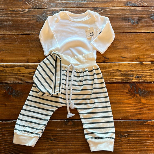 striped outfit