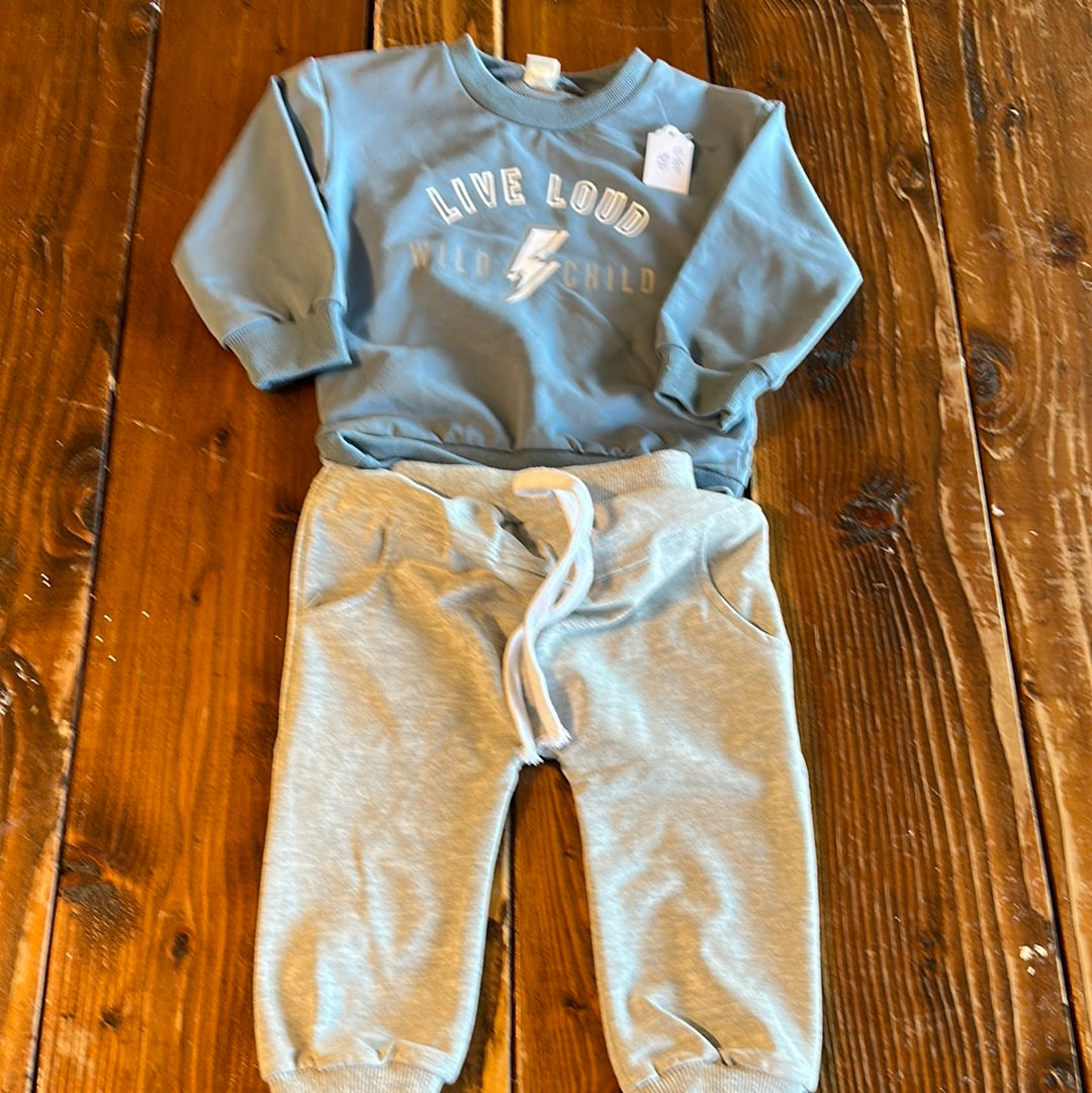 Live loud Outfit