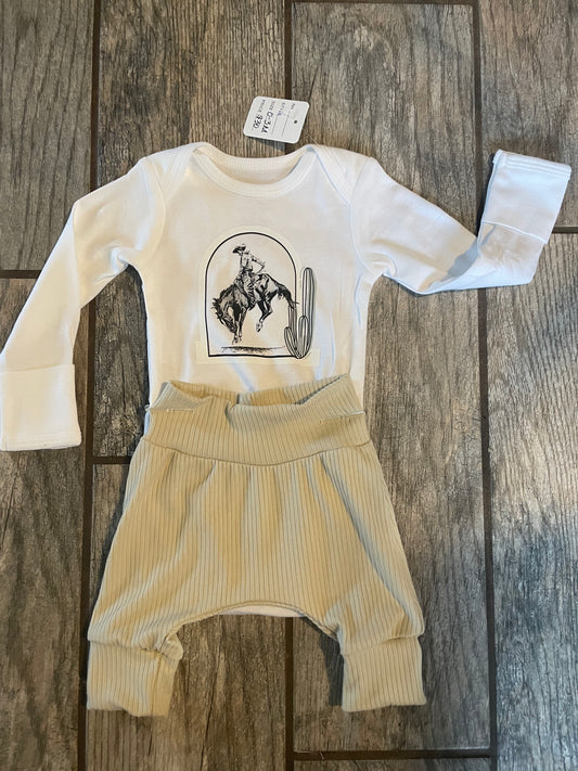 Bronc set
